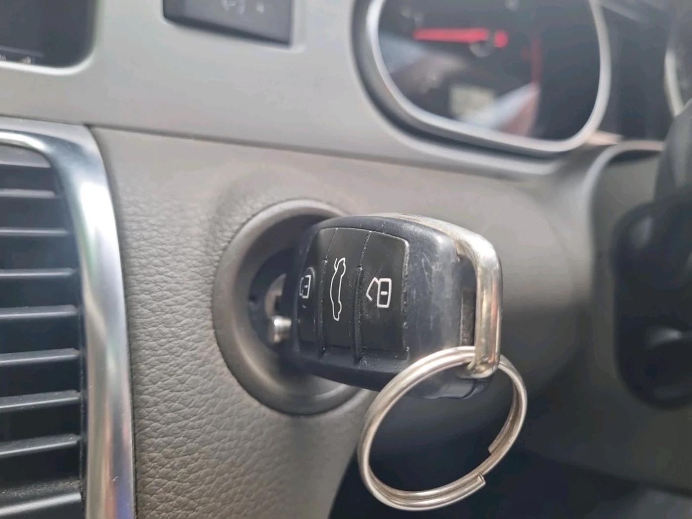 2013 Audi Q7 3.0 TDI QUATTRO, Diesel, Automatic, 1,61,994 km, interior