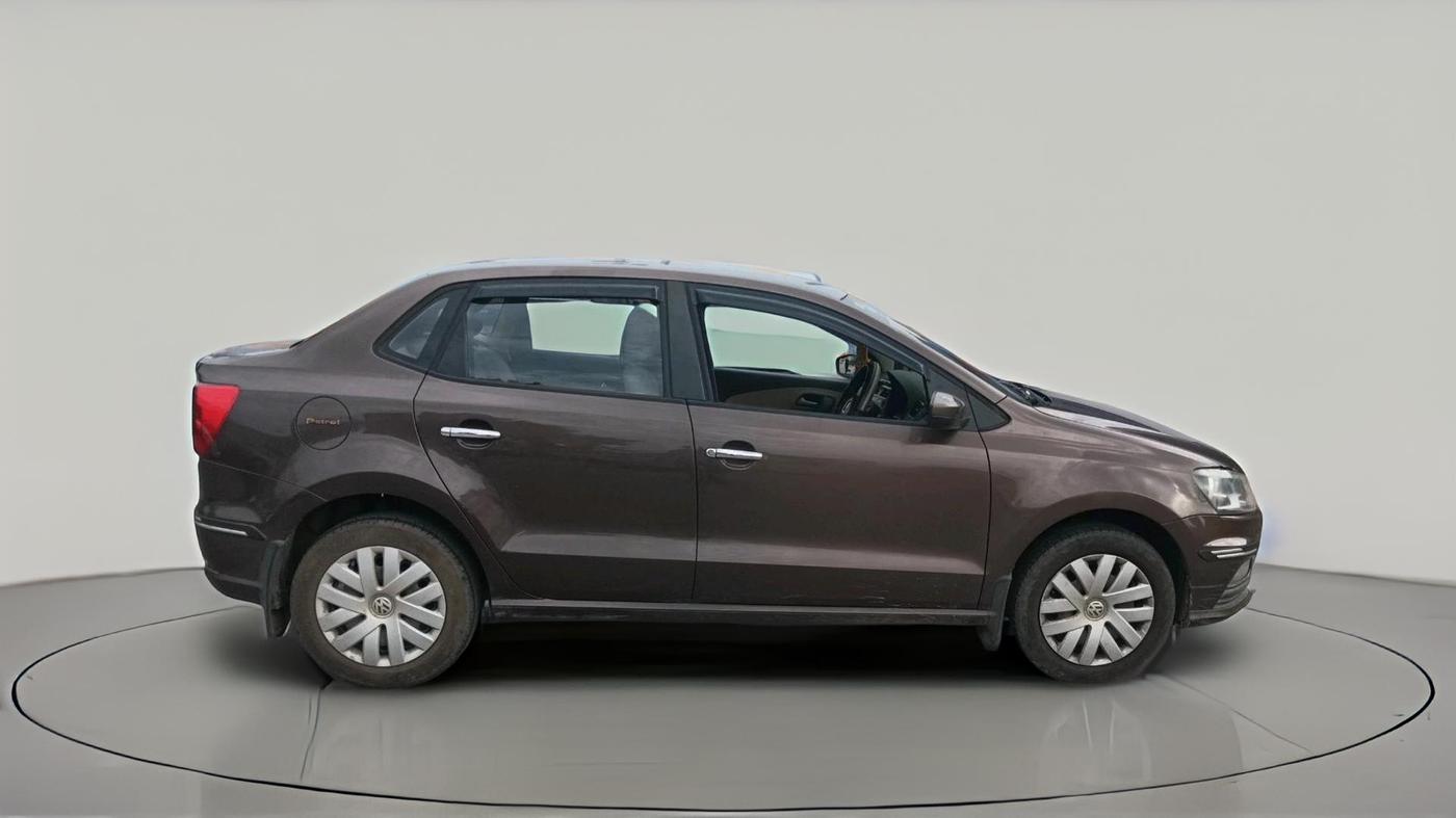 2016 Volkswagen Ameo COMFORTLINE 1.2L, Petrol, Manual, 75,112 km, exterior