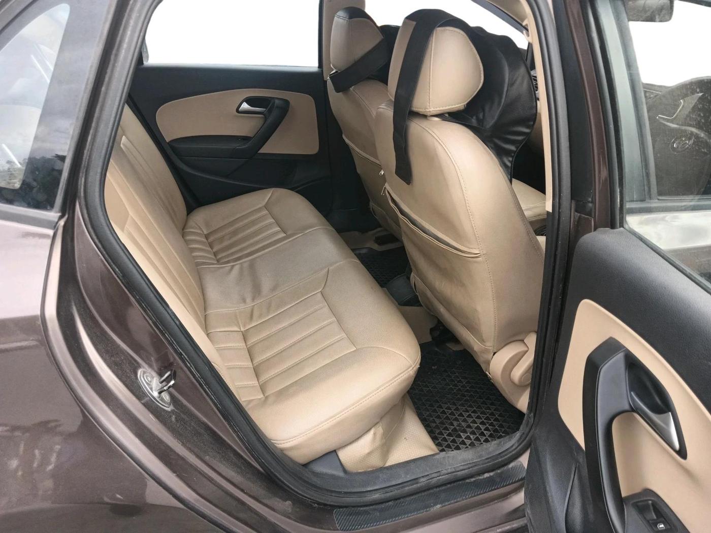 2016 Volkswagen Ameo COMFORTLINE 1.2L, Petrol, Manual, 75,112 km, interior