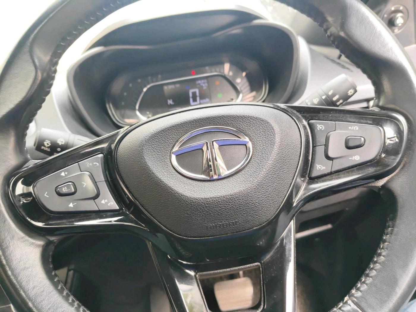 2022 Tata NEXON XZA PLUS (O) PETROL DARK EDITION, Petrol, Automatic, 49,785 km, interior