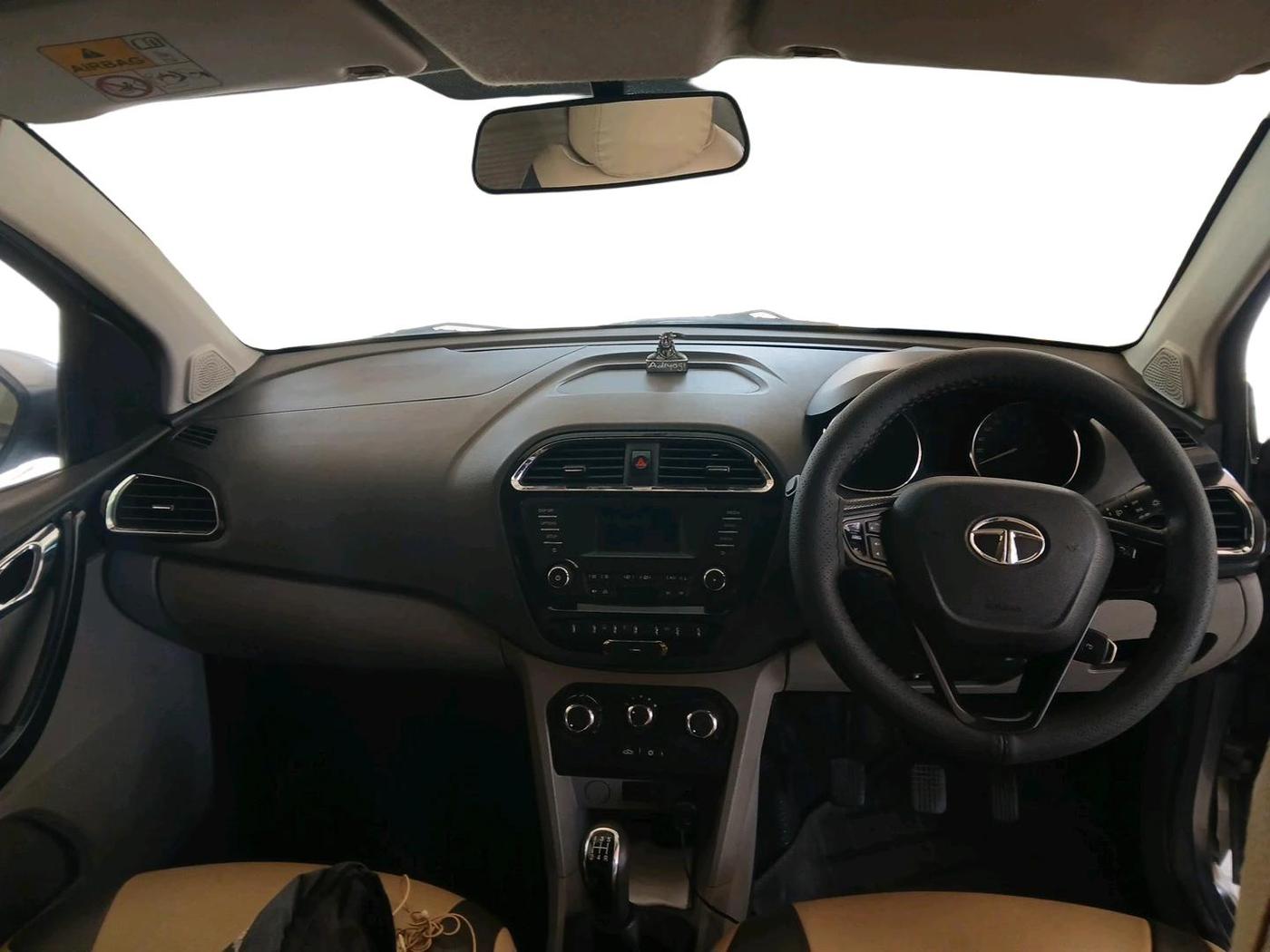 2019 Tata Tiago XZ PETROL, Petrol, Manual, 41,755 km, interior