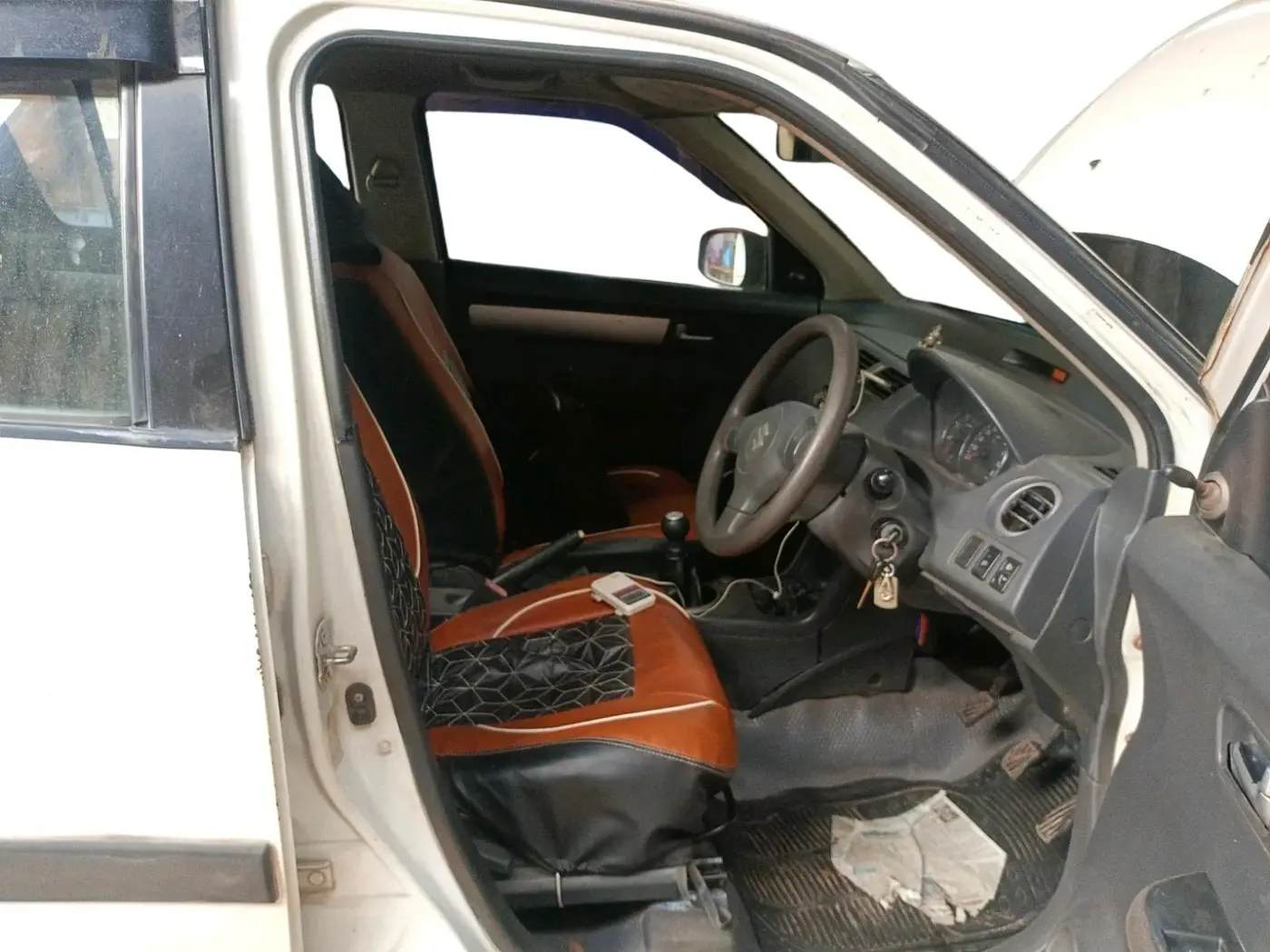 2008 Maruti Swift VDI, Diesel, Manual, 1,36,954 km, interior