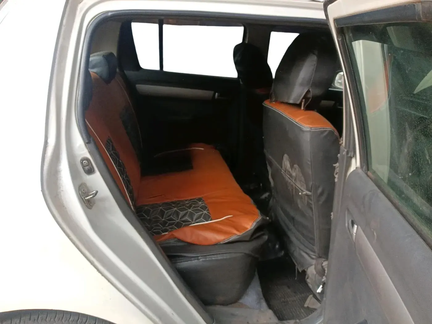 2008 Maruti Swift VDI, Diesel, Manual, 1,36,954 km, interior