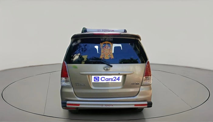 2011 Toyota Innova 2.5 G4 8 STR, Diesel, Manual, 93,959 km, exterior