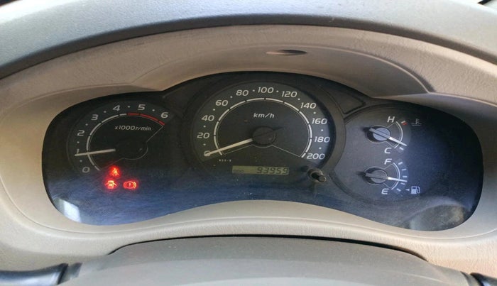 2011 Toyota Innova 2.5 G4 8 STR, Diesel, Manual, 93,959 km, interior