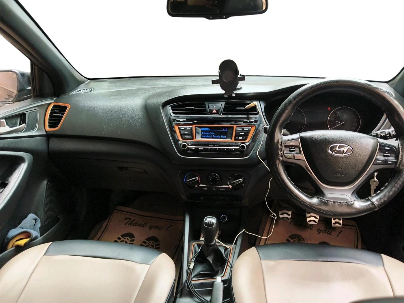 2015 Hyundai i20 Active 1.2 S, Petrol, Manual, 47,215 km, interior