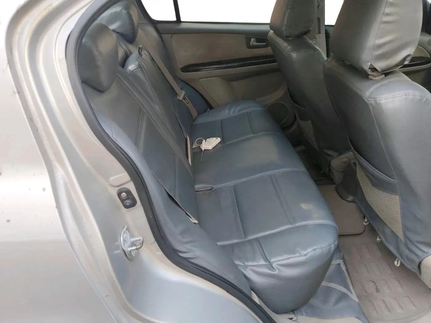 2011 Maruti SX4 ZDI, Diesel, Manual, 95,044 km, interior
