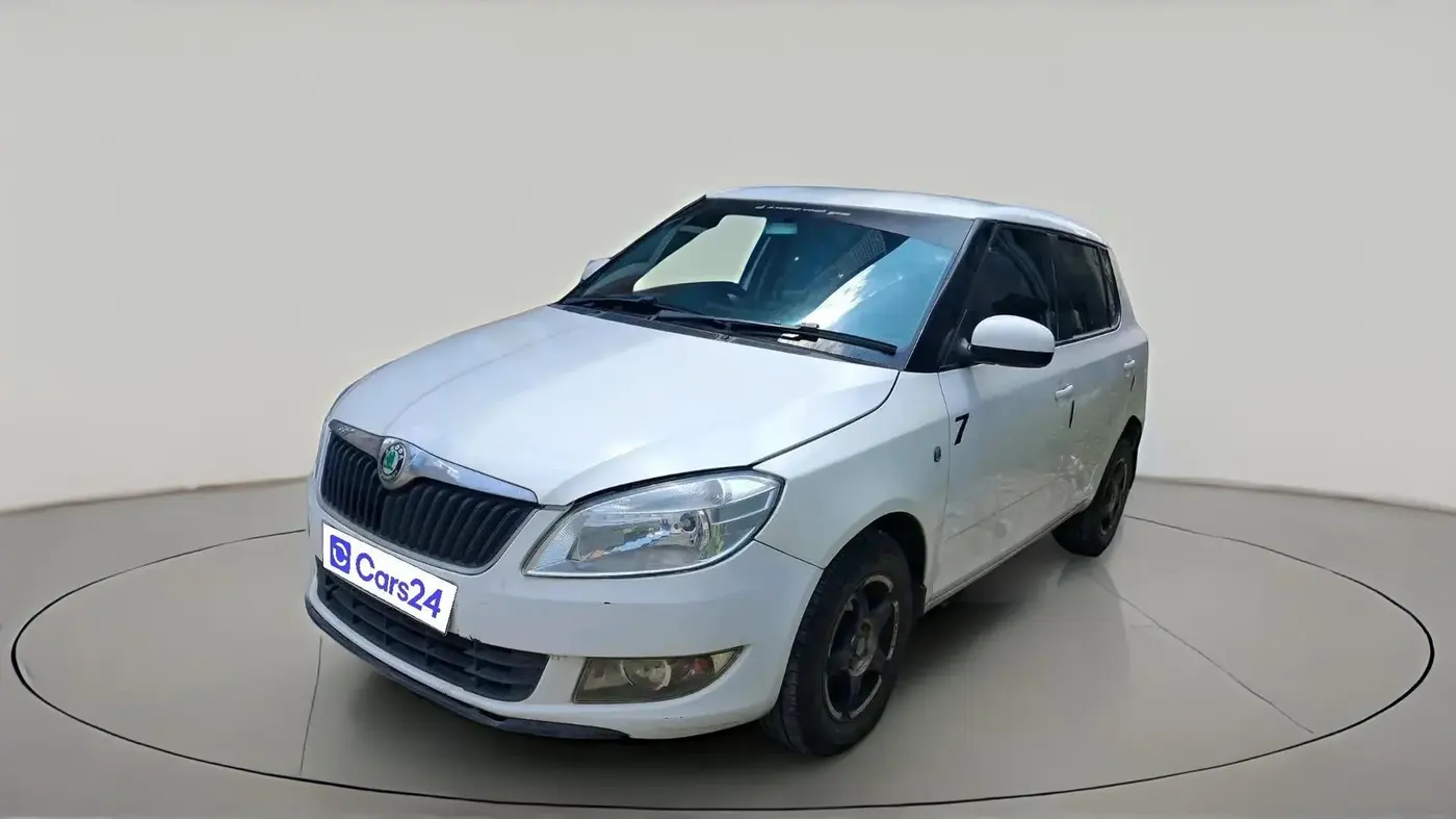 2011 Skoda Fabia AMBIENTE 1.2 TDI, Diesel, Manual, 1,22,128 km, exterior