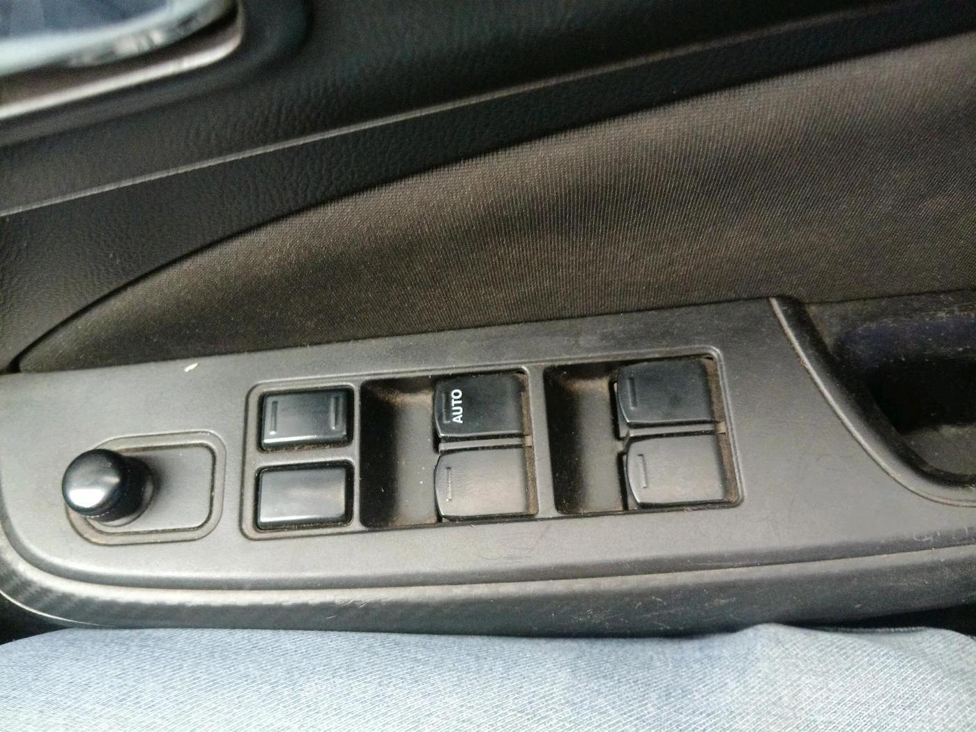 2018 Maruti Swift VXI, Petrol, Manual, 1,00,609 km, interior
