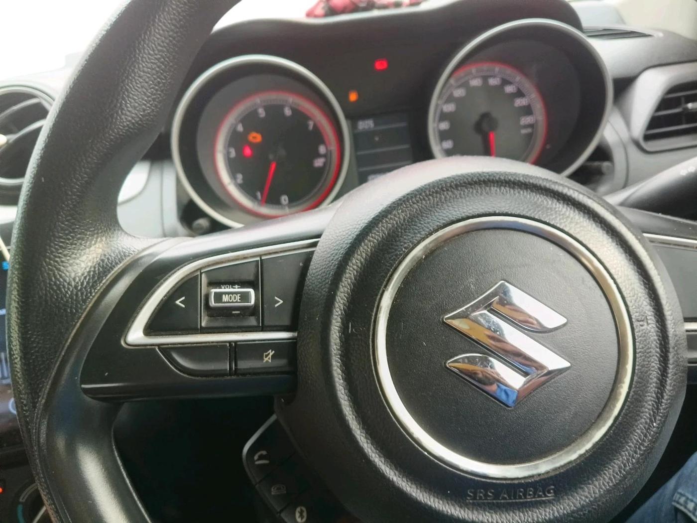 2018 Maruti Swift VXI, Petrol, Manual, 1,00,609 km, interior