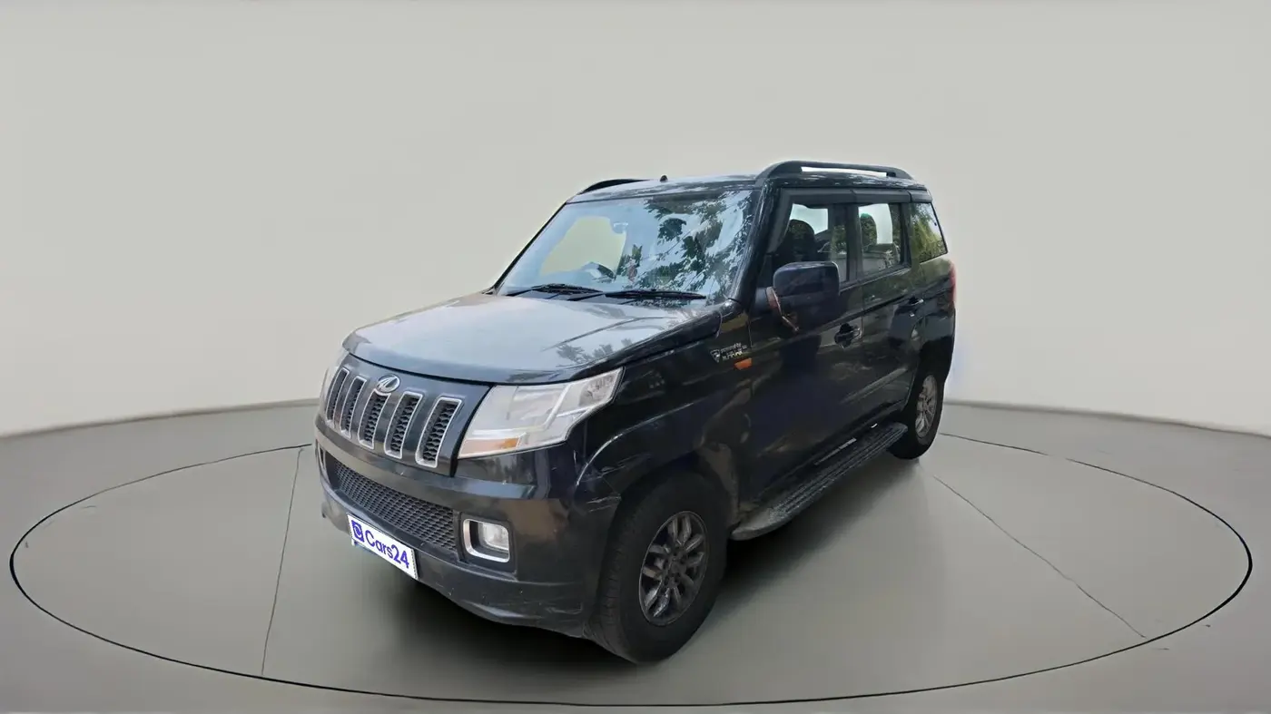 2018 Mahindra TUV300 T8, Diesel, Manual, 1,19,079 km, exterior