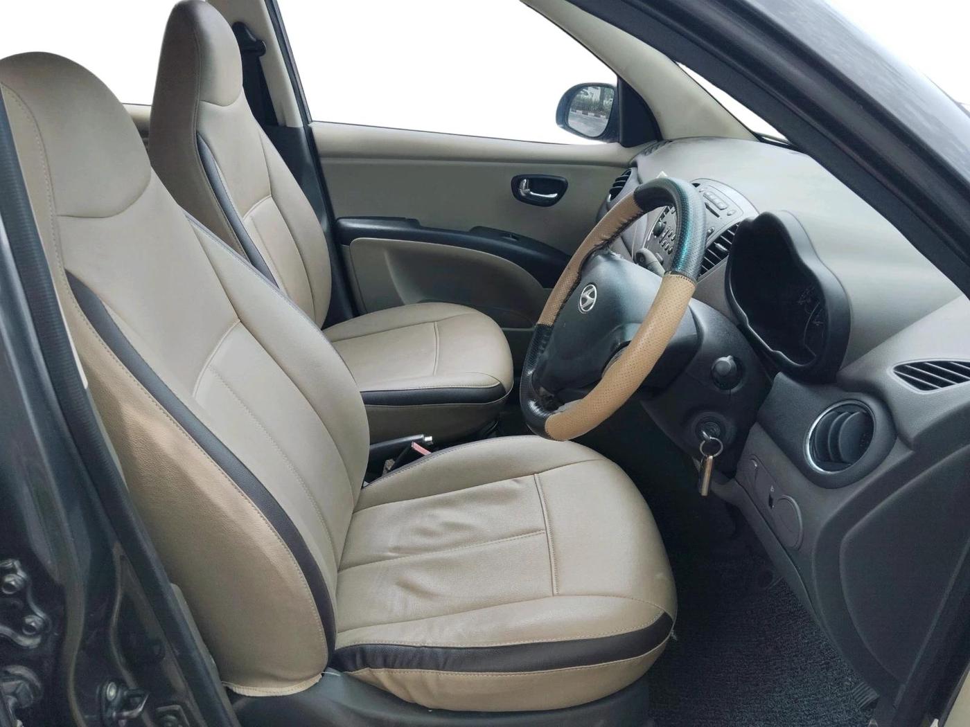 2012 Hyundai i10 SPORTZ 1.2 AT, Petrol, Automatic, 71,027 km, interior