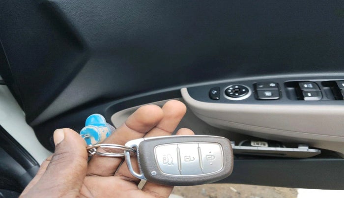 2016 Hyundai Grand i10 ASTA (O) AT 1.2 KAPPA VTVT, Petrol, Automatic, 85,491 km, interior