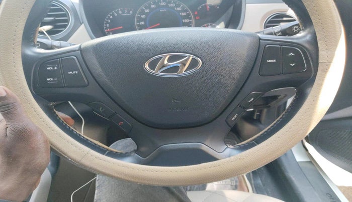 2016 Hyundai Grand i10 ASTA (O) AT 1.2 KAPPA VTVT, Petrol, Automatic, 85,491 km, interior