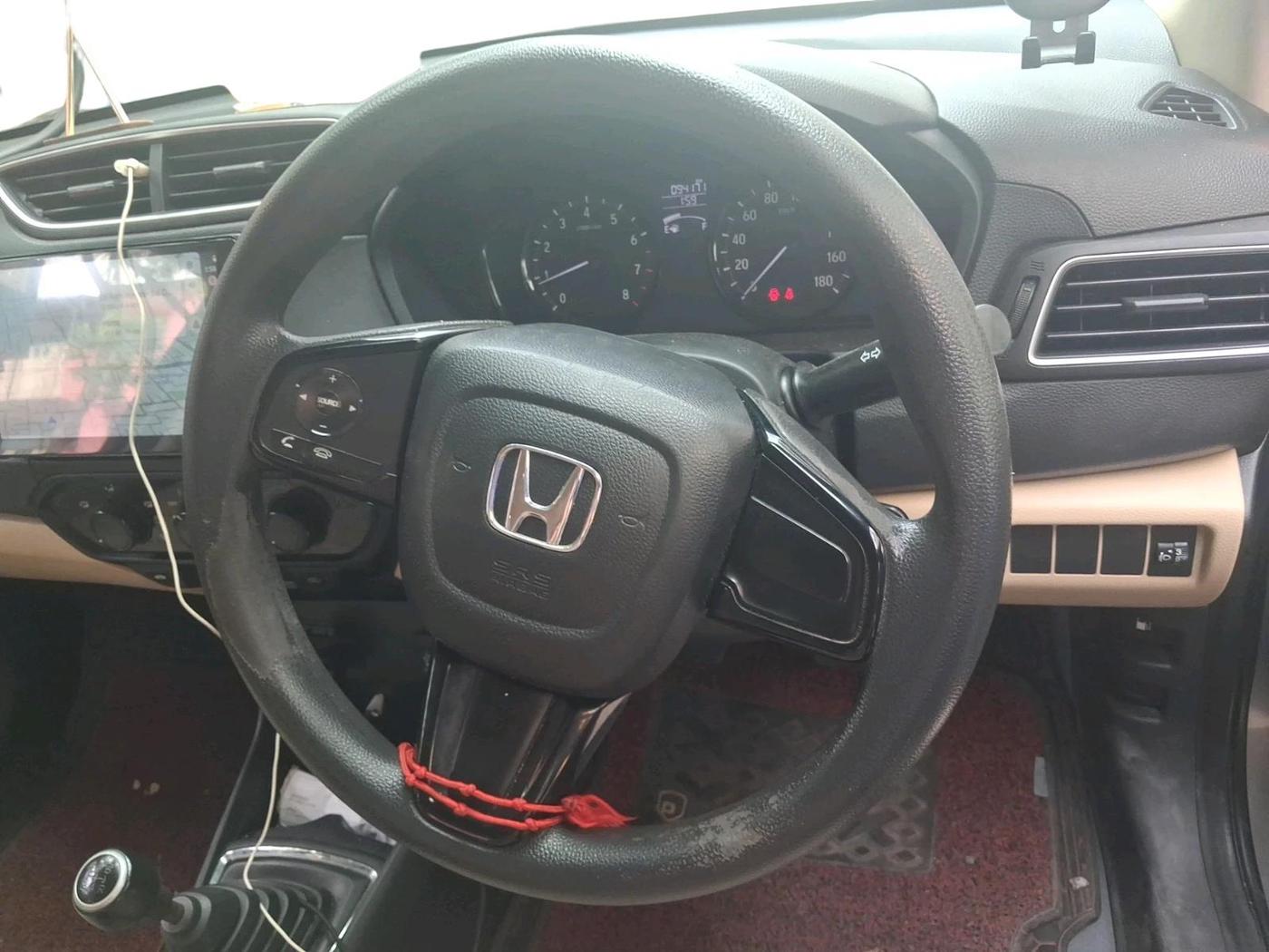 2018 Honda Amaze 1.2L I-VTEC S, Petrol, Manual, 94,171 km, interior