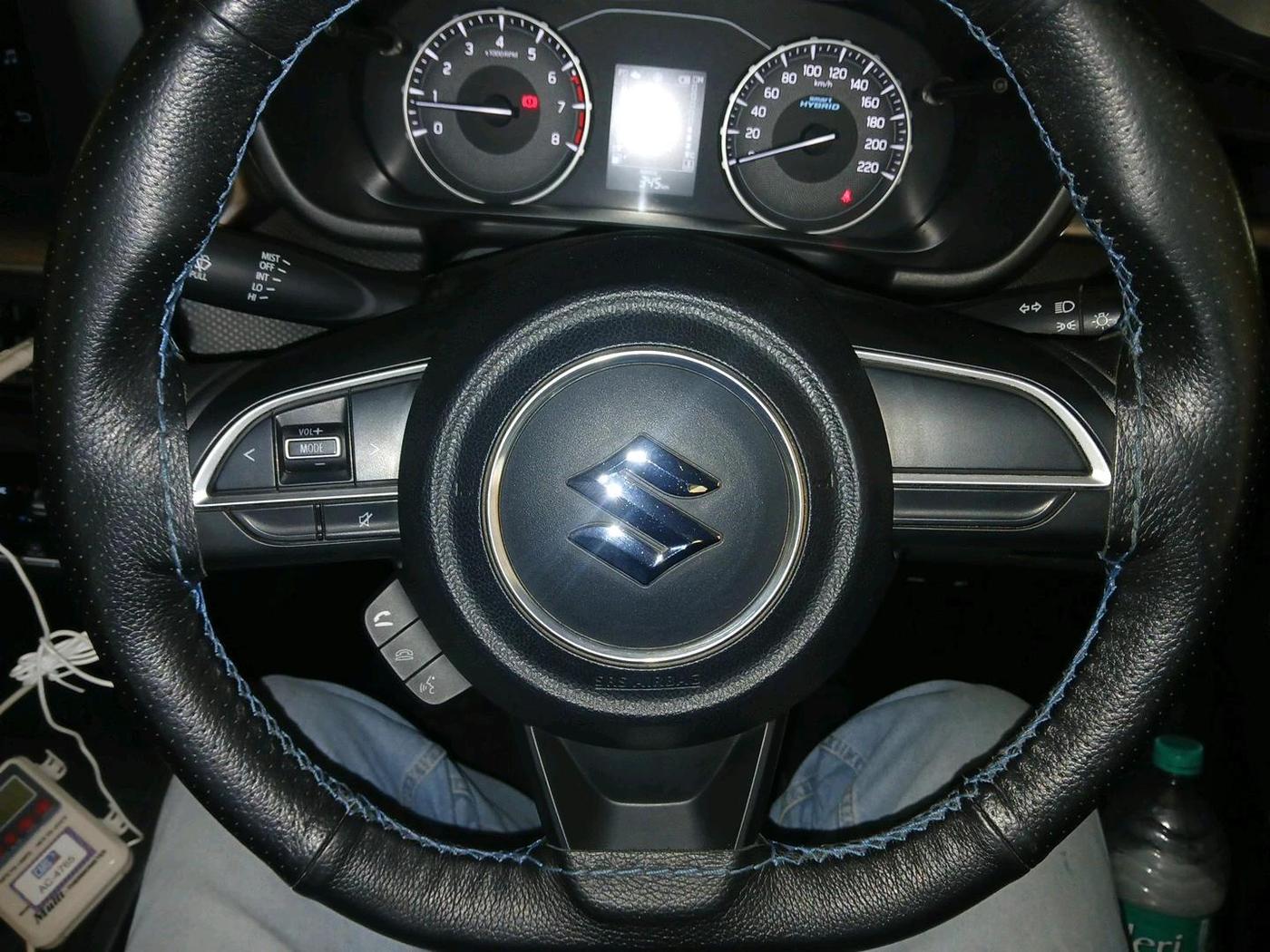 2023 Maruti BREZZA VXI SMART HYBRID, Petrol, Manual, 17,893 km, interior