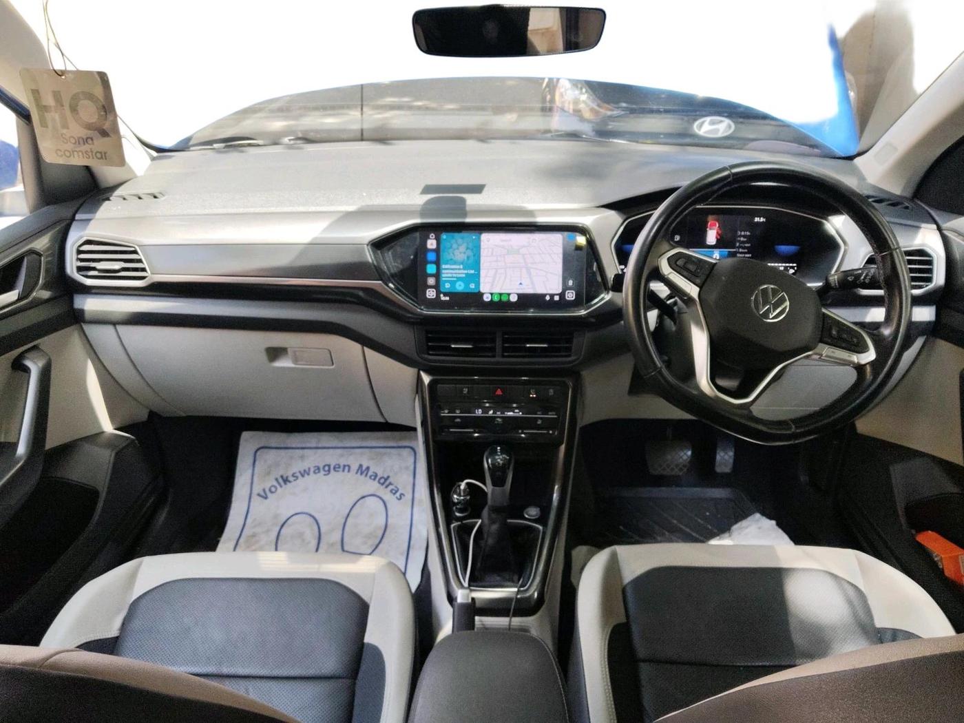2023 Volkswagen TAIGUN TOPLINE 1.0 TSI AT, Petrol, Automatic, 38,377 km, interior