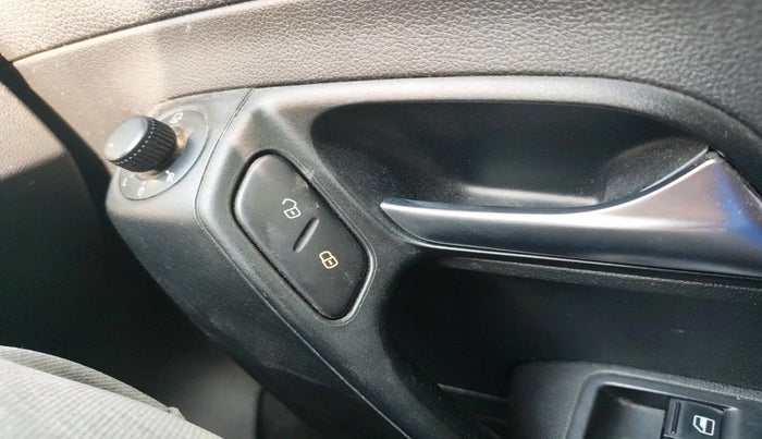 2021 Volkswagen Polo HIGHLINE PLUS 1.0, Petrol, Manual, 63,816 km, interior