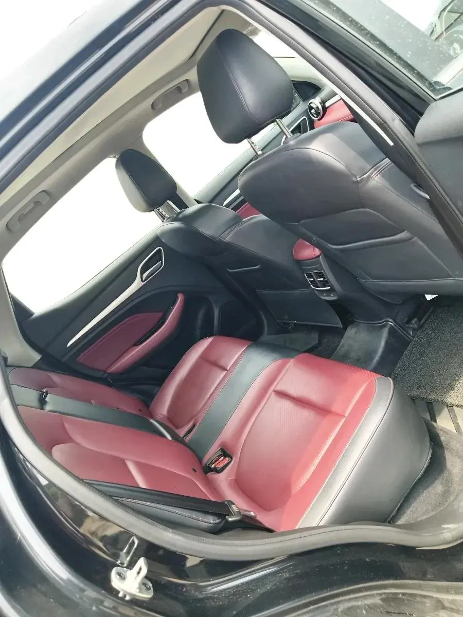 2024 MG ASTOR Savvy Pro1.5 CVT Red, Petrol, Automatic, 13,447 km, interior