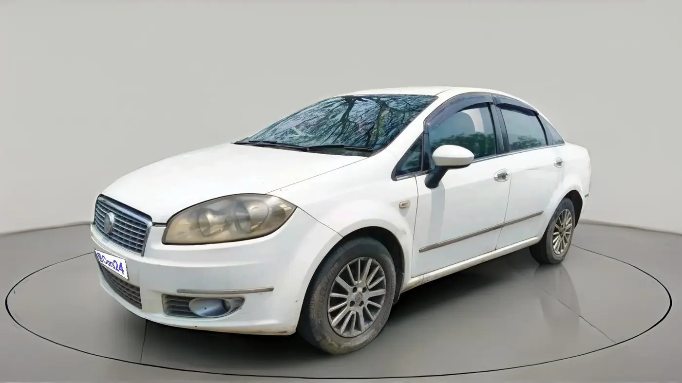 2010 Fiat Linea EMOTION 1.4, Petrol, Manual, 98,500 km, exterior