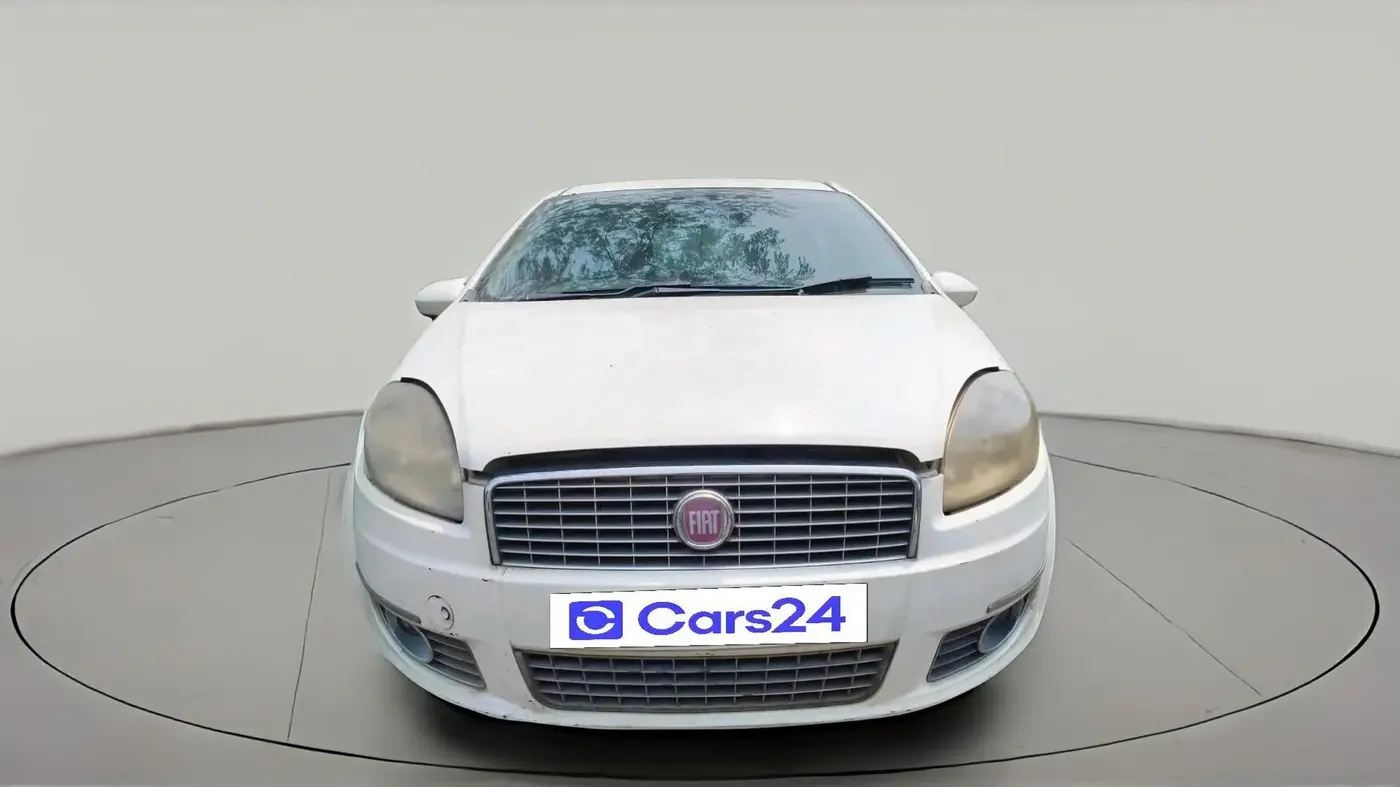 2010 Fiat Linea EMOTION 1.4, Petrol, Manual, 98,500 km, exterior