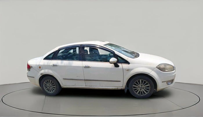 2010 Fiat Linea EMOTION 1.4, Petrol, Manual, 98,500 km, exterior