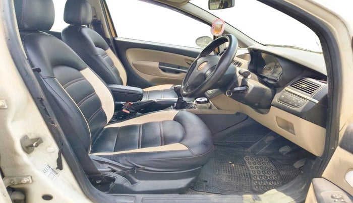 2010 Fiat Linea EMOTION 1.4, Petrol, Manual, 98,500 km, interior