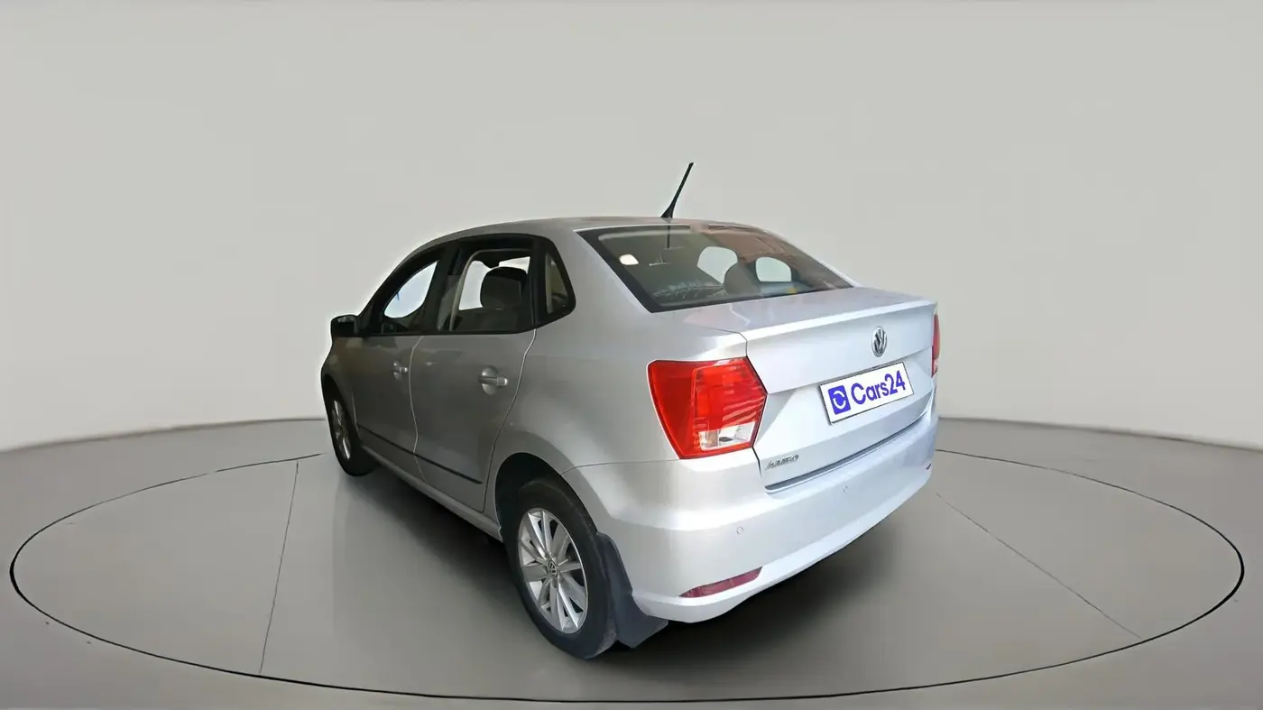 2016 Volkswagen Ameo HIGHLINE1.2L, Petrol, Manual, 46,358 km, exterior