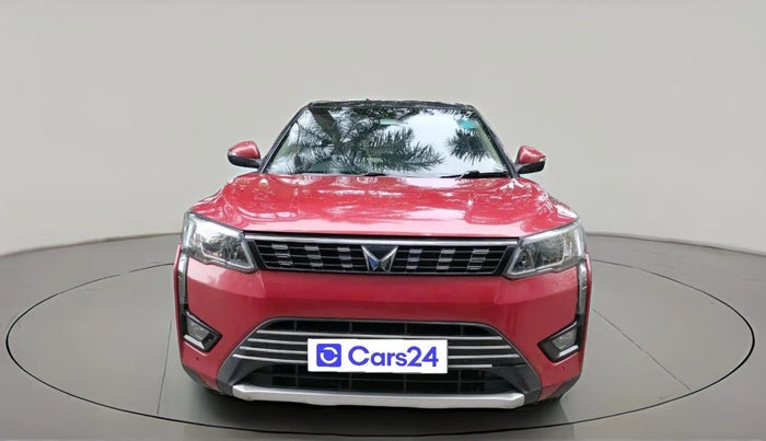 2022 Mahindra XUV300 W8 (O) 1.2 PETROL AMT, Petrol, Automatic, 50,770 km, exterior
