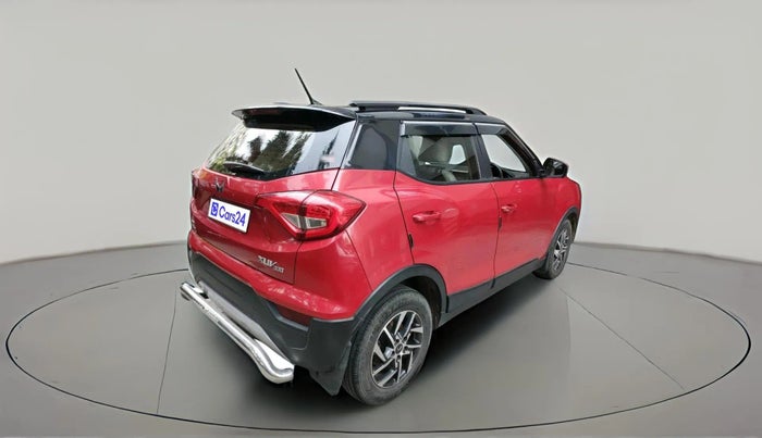 2022 Mahindra XUV300 W8 (O) 1.2 PETROL AMT, Petrol, Automatic, 50,770 km, exterior