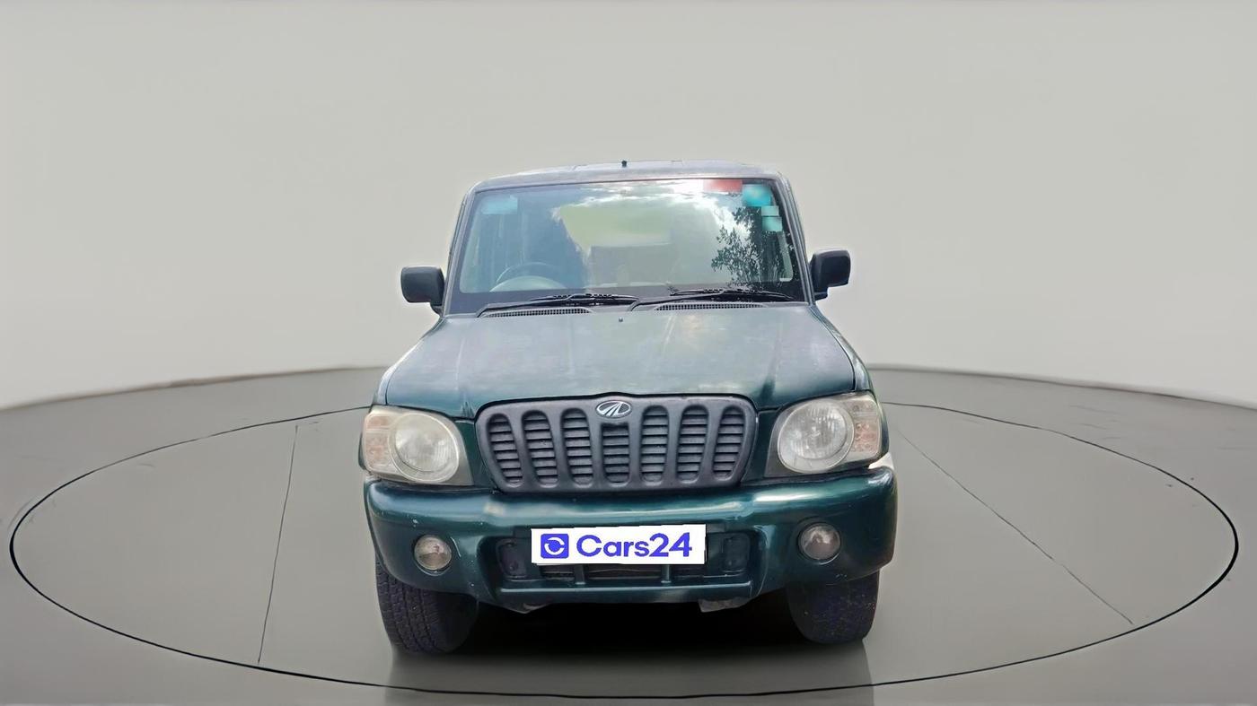 2002 Mahindra Scorpio 2.6 DX CRDE, Diesel, Manual, 1,51,184 km, exterior