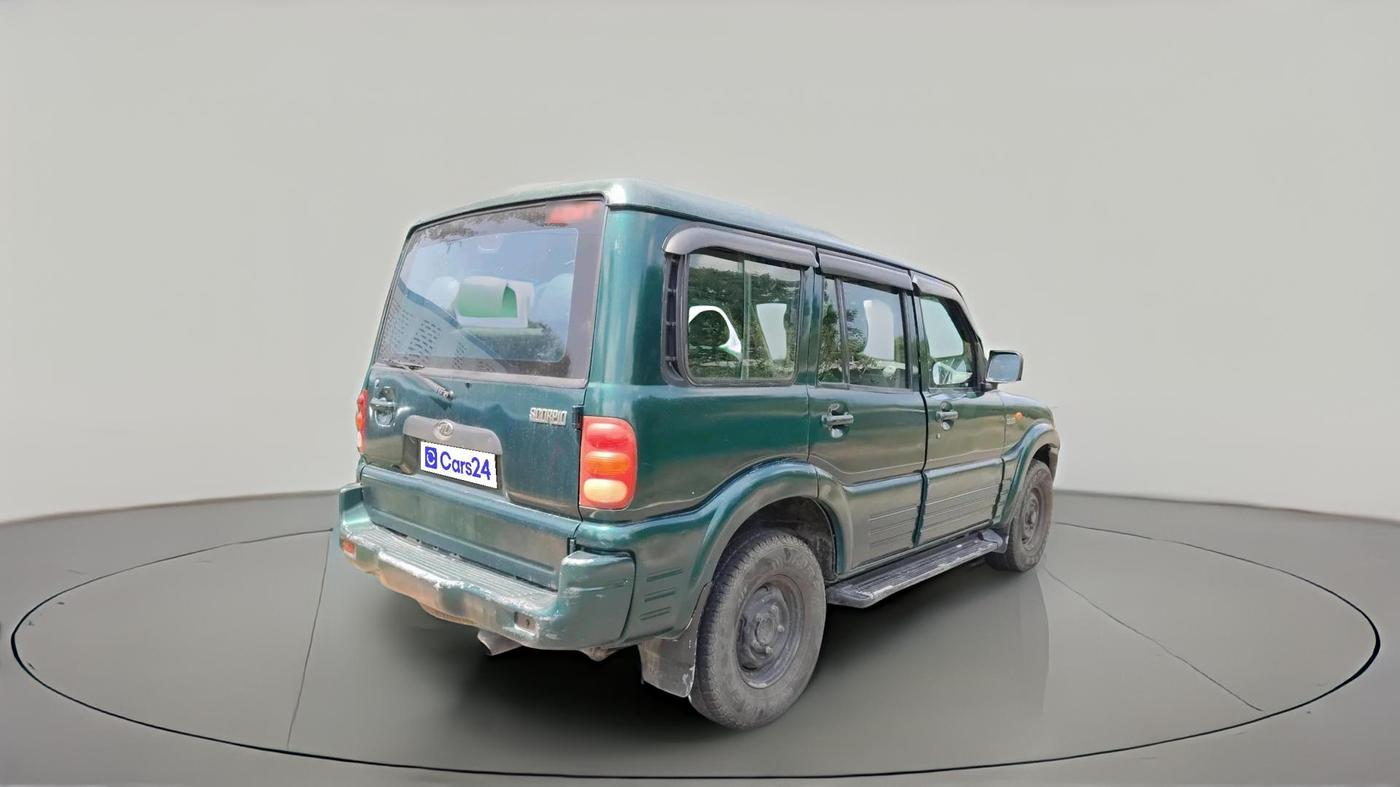 2002 Mahindra Scorpio 2.6 DX CRDE, Diesel, Manual, 1,51,184 km, exterior