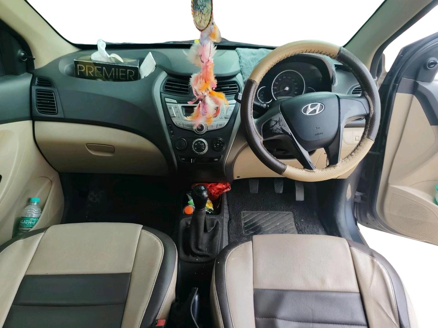 2015 Hyundai Eon SPORTZ, Petrol, Manual, 75,853 km, interior