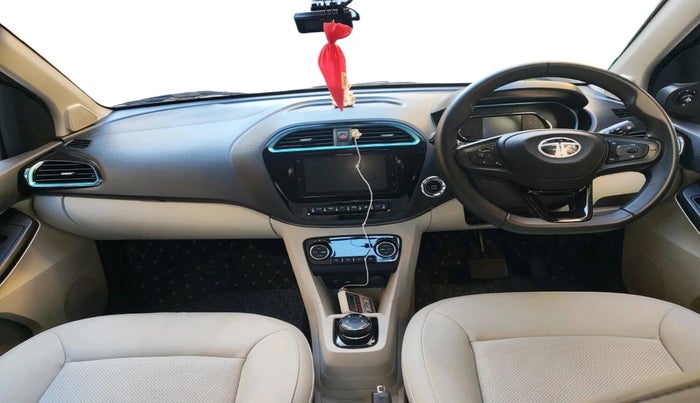 2024 Tata TIAGO EV XZ PLUS TECH LUX LONG RANGE, Electric, Automatic, 7,815 km, interior