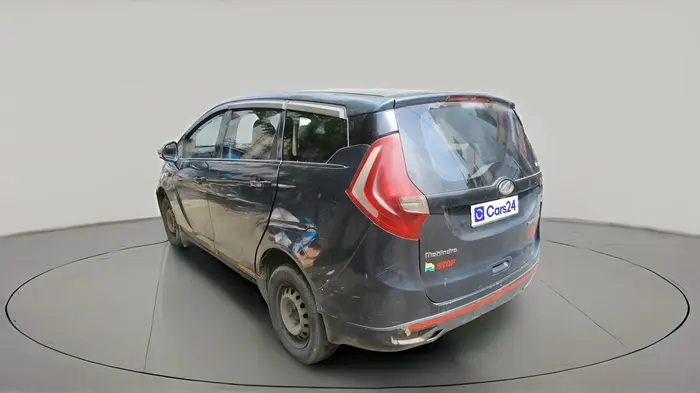 2018 Mahindra MARAZZO M2 8 STR, Diesel, Manual, 2,24,020 km, exterior