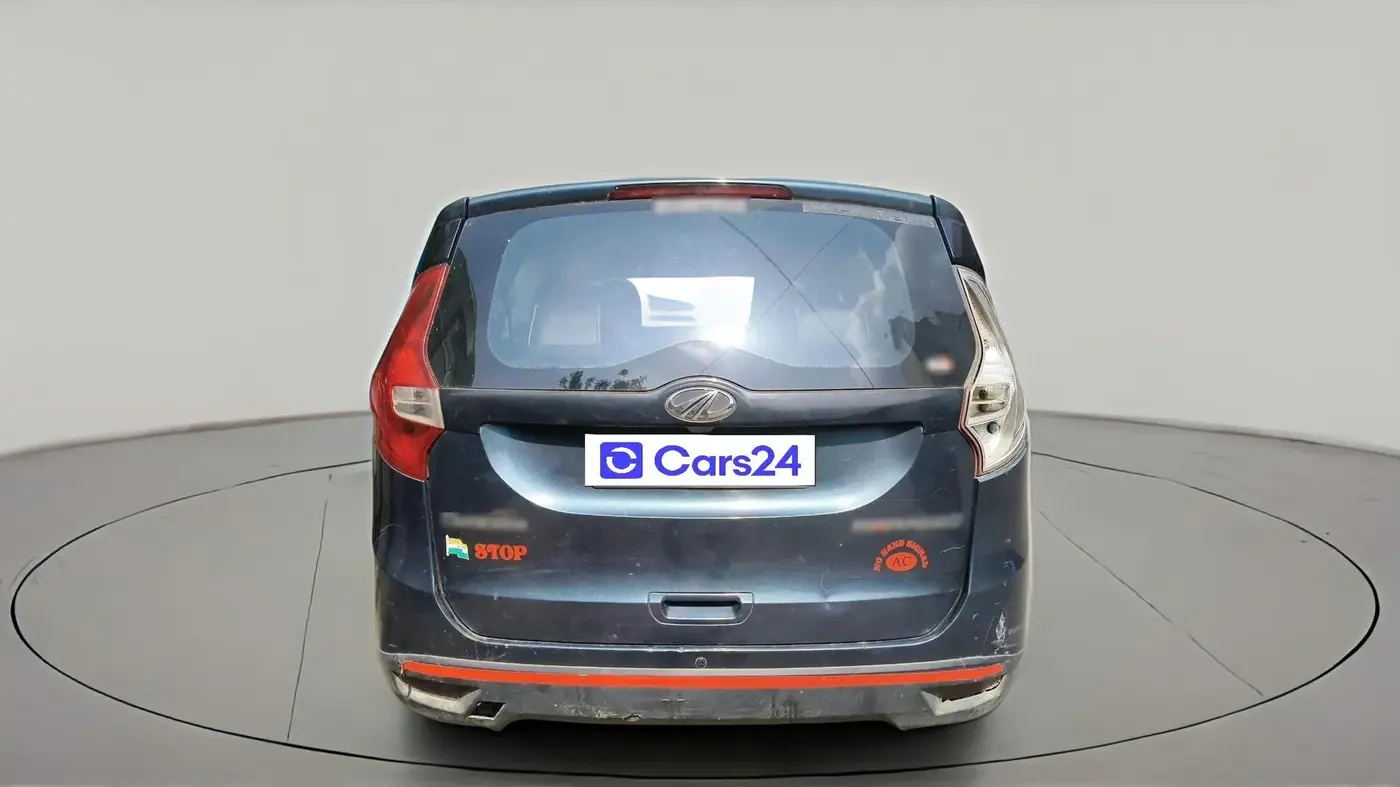 2018 Mahindra MARAZZO M2 8 STR, Diesel, Manual, 2,23,112 km, exterior