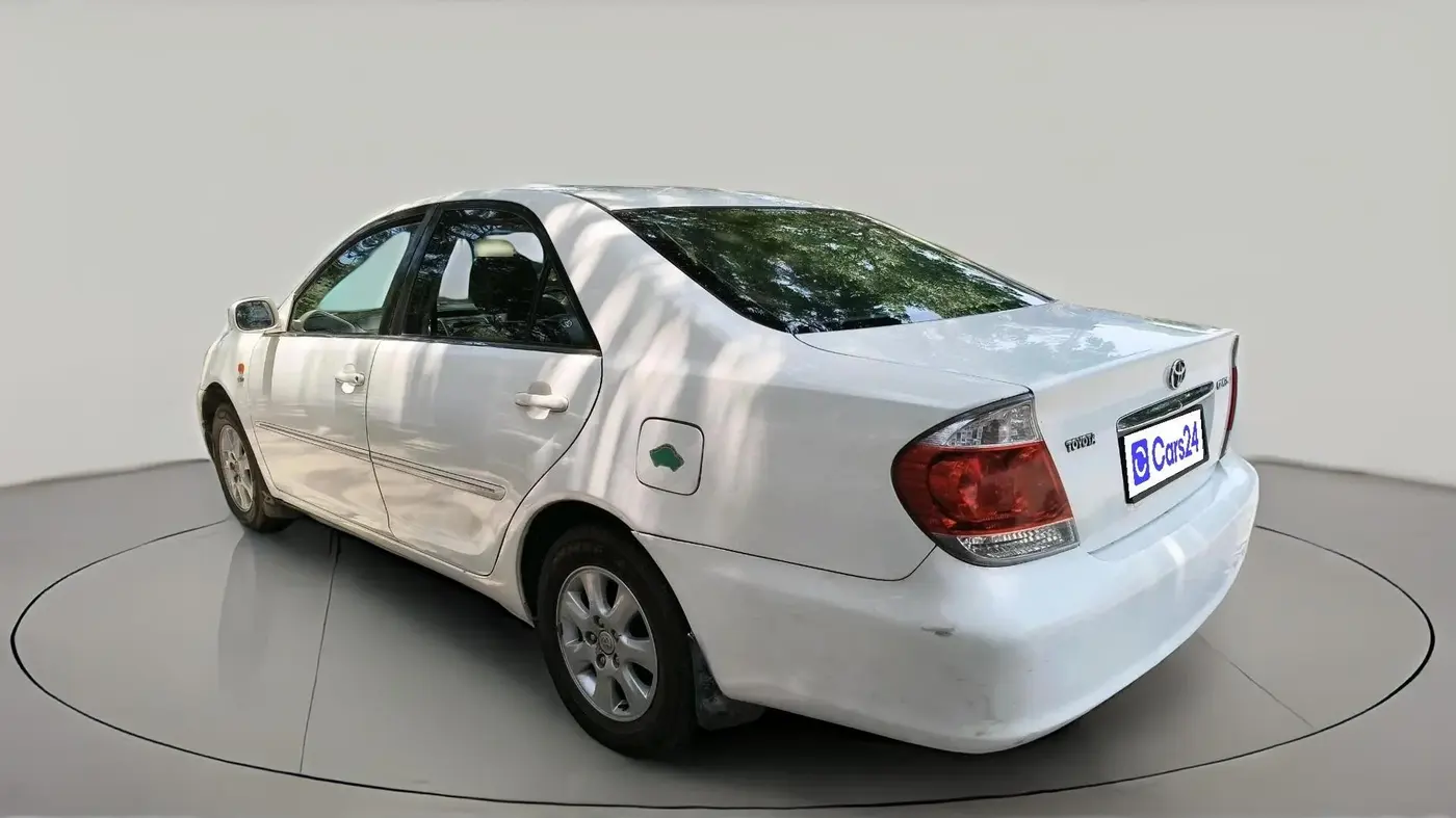 2005 Toyota Camry V4 AT, Petrol, Automatic, 1,18,409 km, exterior