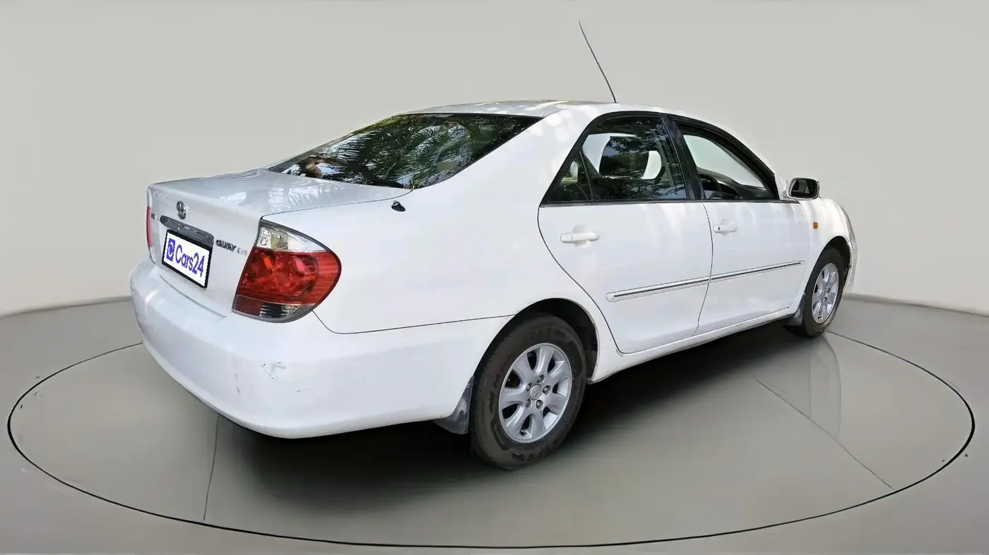 2005 Toyota Camry V4 AT, Petrol, Automatic, 1,18,409 km, exterior