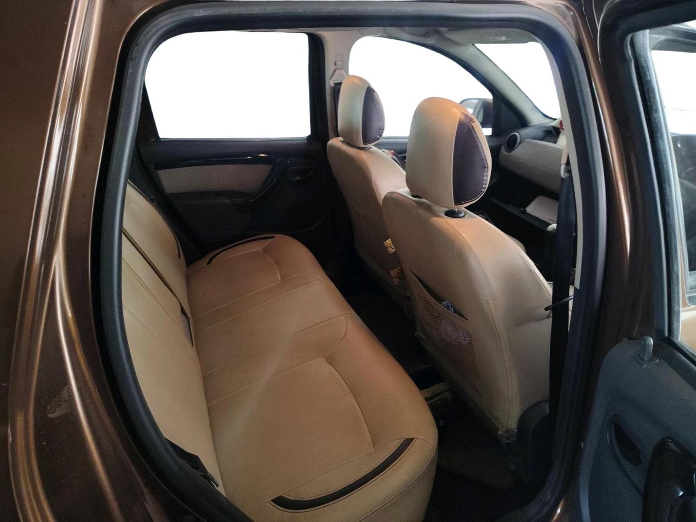 2015 Renault Duster 85 PS RXL DIESEL, Diesel, Manual, 44,793 km, interior