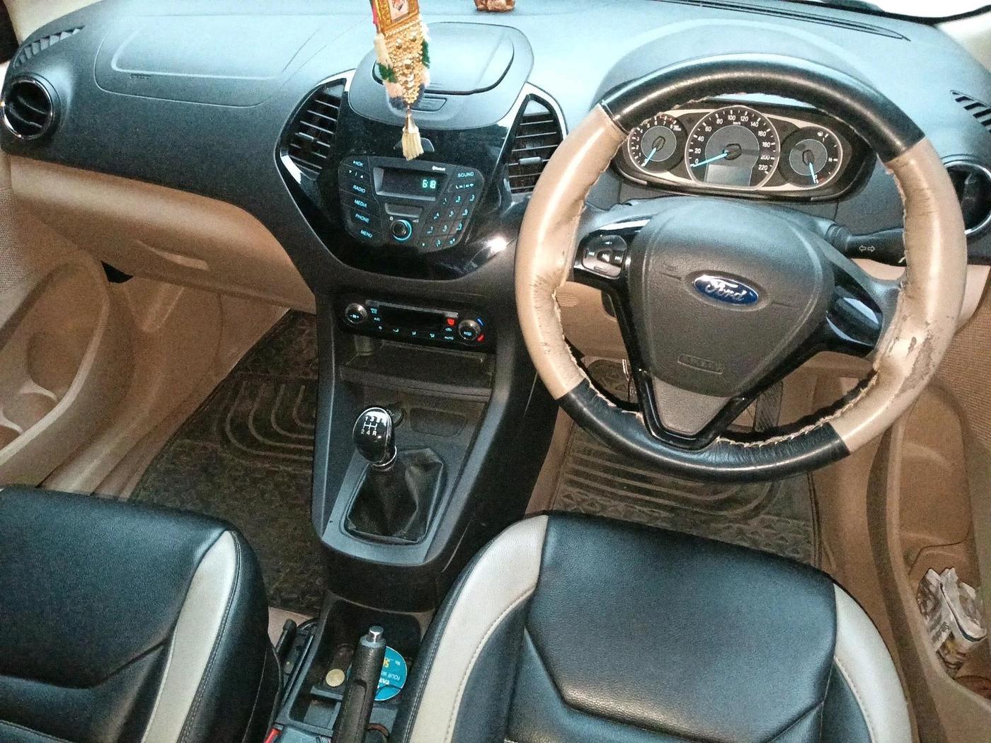 2016 Ford Figo Aspire TITANIUM 1.2 PETROL, Petrol, Manual, 63,981 km, interior