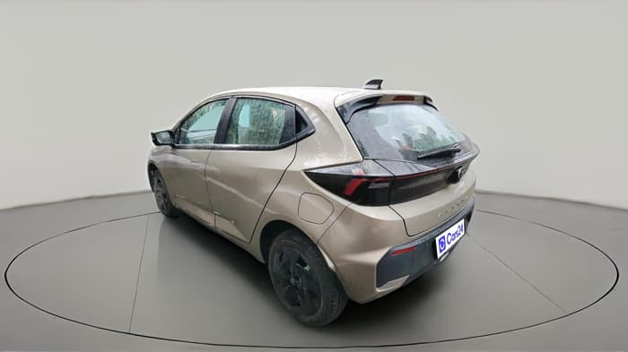 2026 Tata ALTROZ Creative Petrol 5MT, Petrol, Manual, 2,167 km, exterior