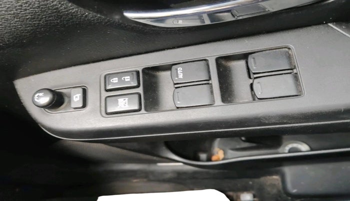 2022 Maruti XL6 ALPHA PLUS MT, Petrol, Manual, 70,338 km, interior