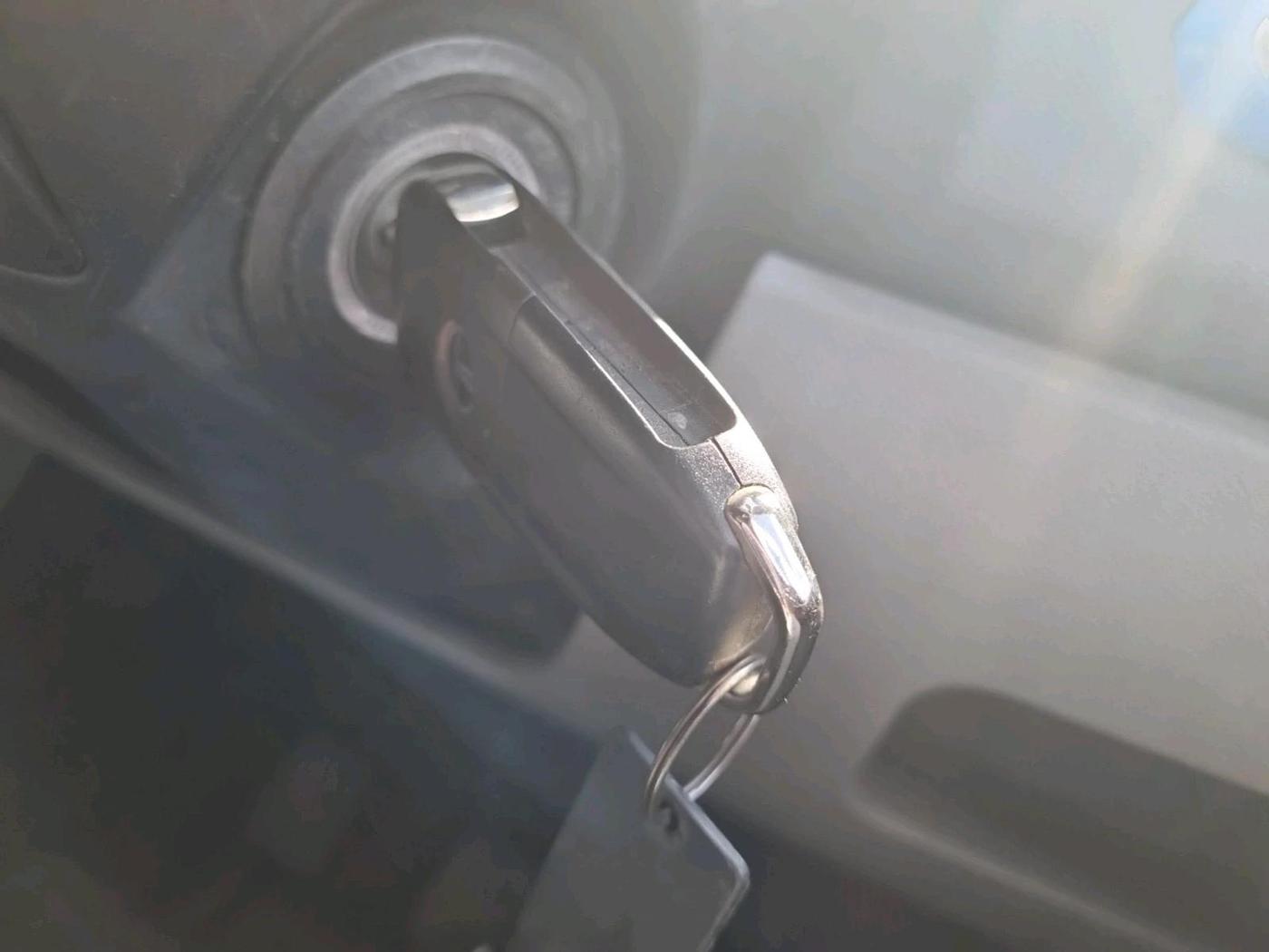 2019 Tata Tiago XZ PLUS PETROL, Petrol, Manual, 49,543 km, interior
