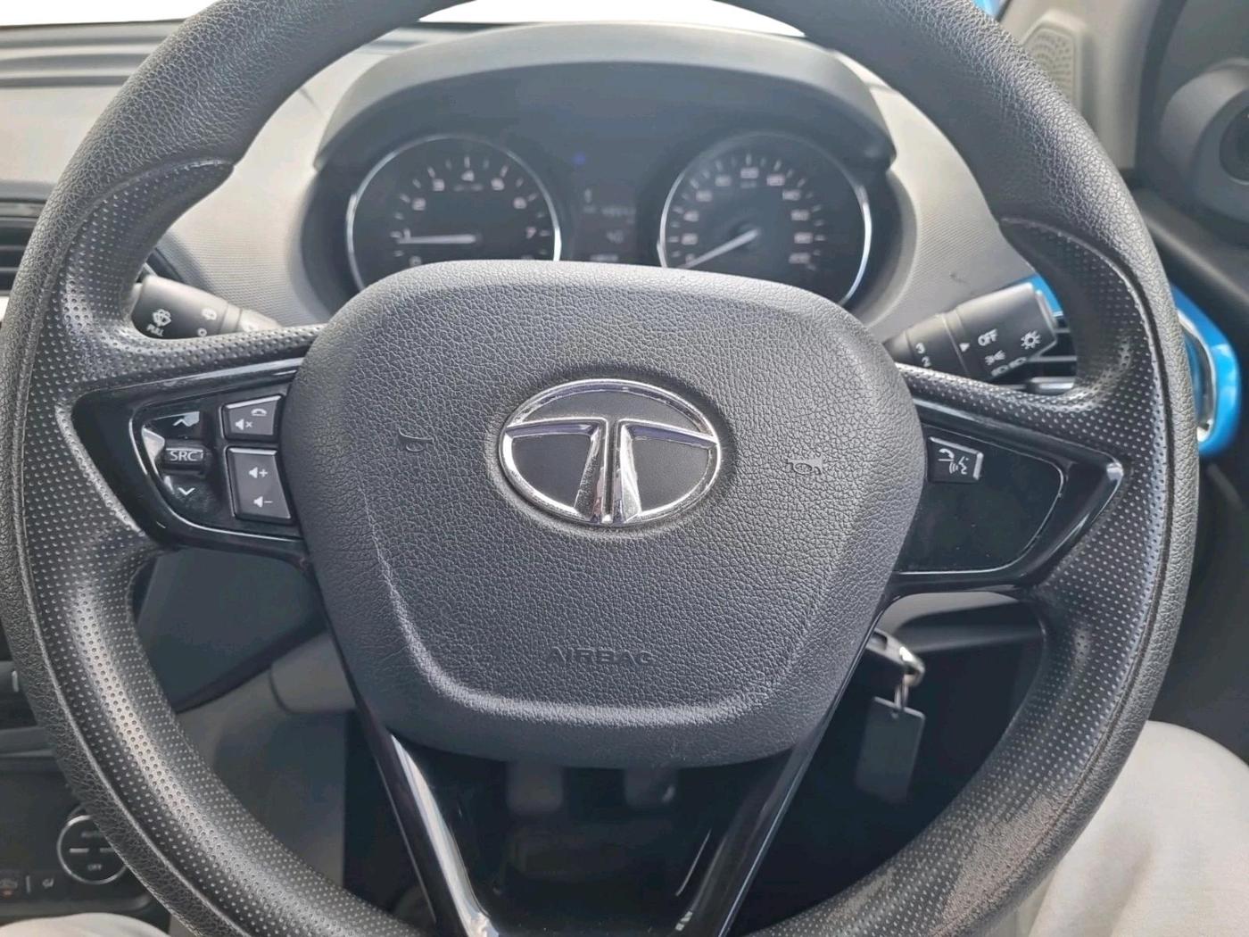 2019 Tata Tiago XZ PLUS PETROL, Petrol, Manual, 49,543 km, interior