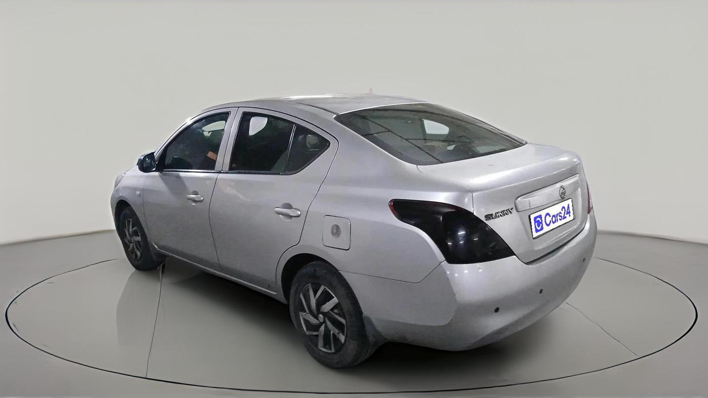 2013 Nissan Sunny XE, Petrol, Manual, 93,691 km, exterior