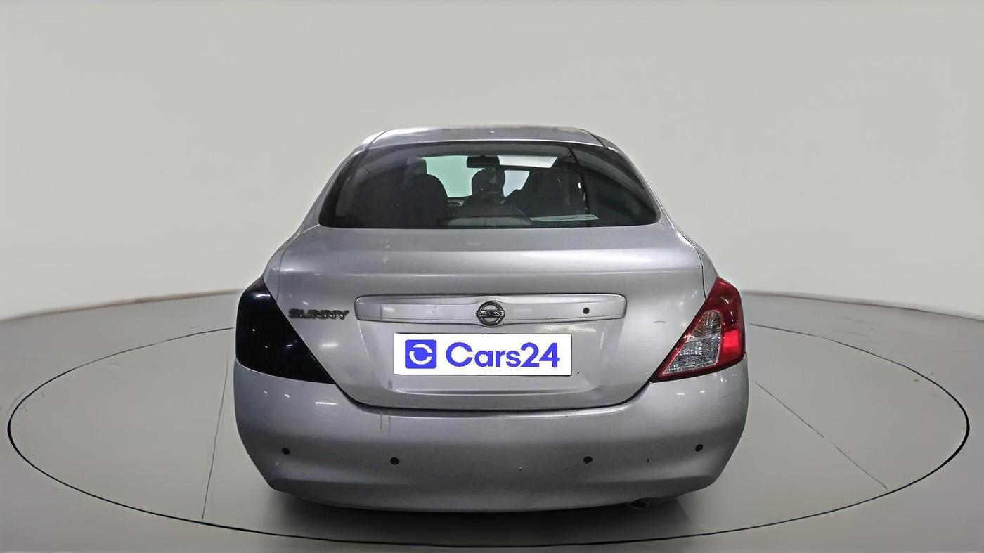 2013 Nissan Sunny XE, Petrol, Manual, 93,691 km, exterior