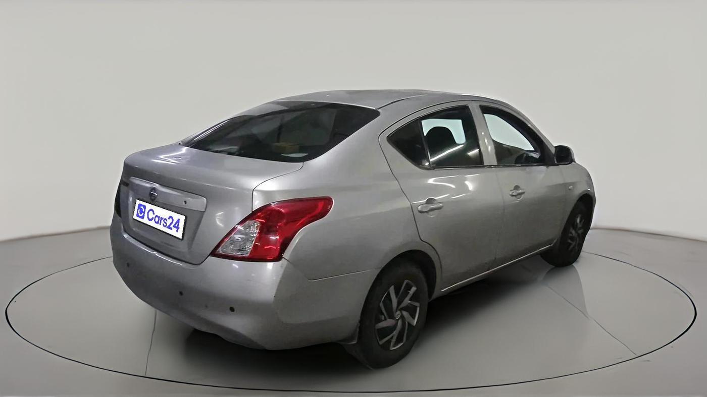 2013 Nissan Sunny XE, Petrol, Manual, 93,691 km, exterior