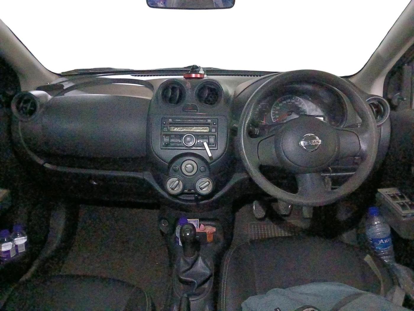 2013 Nissan Sunny XE, Petrol, Manual, 93,691 km, interior