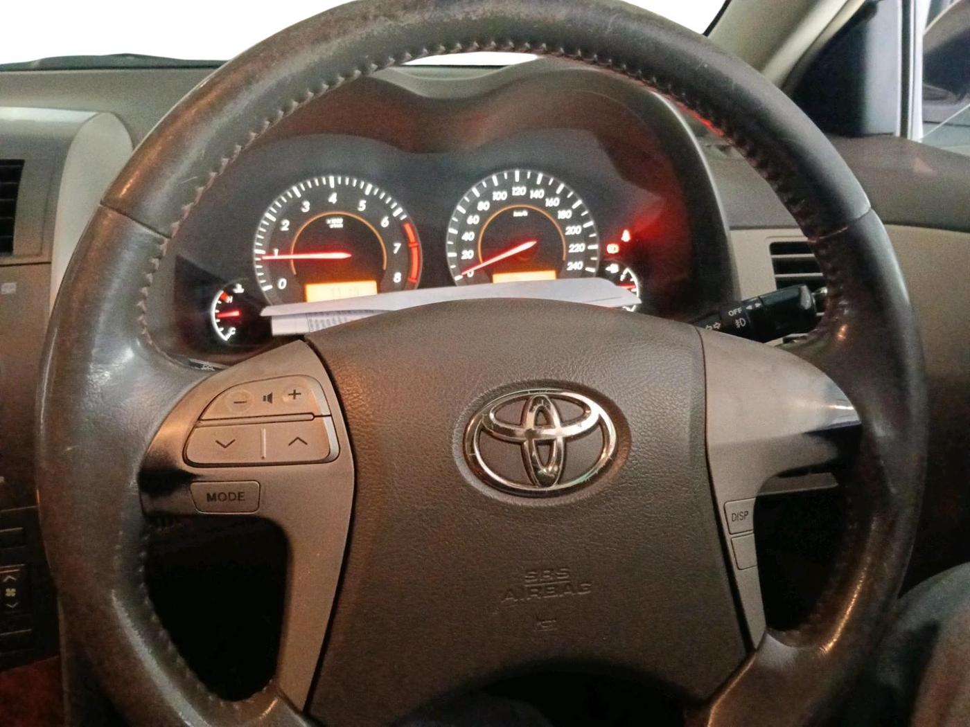 2011 Toyota Corolla Altis G PETROL, Petrol, Manual, 89,850 km, interior