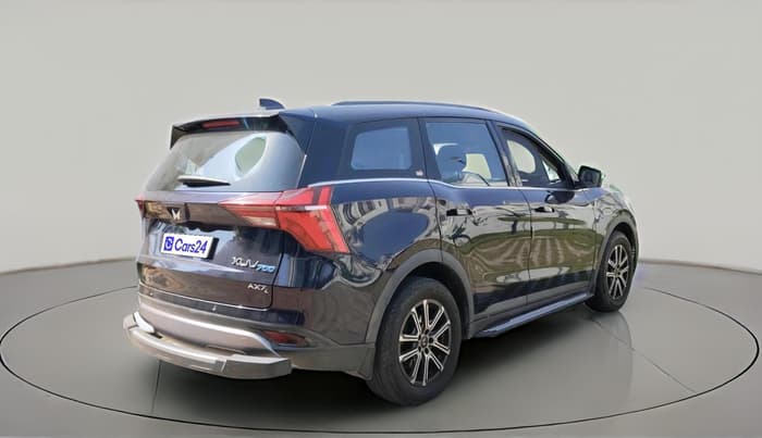 2023 Mahindra XUV700 AX 7 LUXURY D AT 7 STR, Diesel, Automatic, 37,208 km, exterior